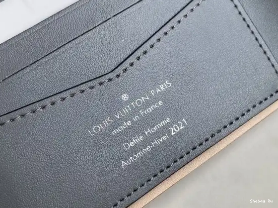 VUITTON LOUIS SLENDER WALLET 0529